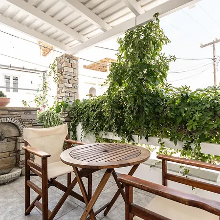 Summer Times * Naxos City