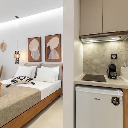 Summer Times * Naxos City