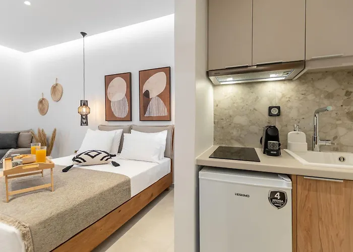 Summer Times Studios * Naxos City